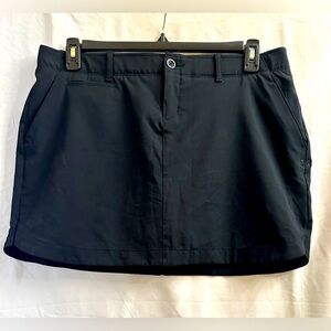 NWOT Under Armour UA Golf Skort Skirt Black Golfer Pockets 1272345 Women's 14